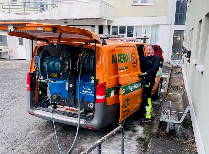 elektrisk-spylebil Slamsuger som går på biogass og er klimanøytral